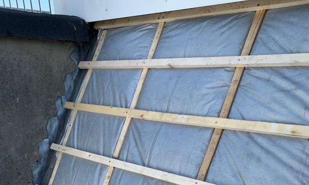 Dakisolatie Ouddorp toevoegen aan hellend dak