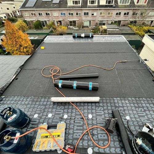 Grote dakkapel opnieuw bekleden R-why-img (1)