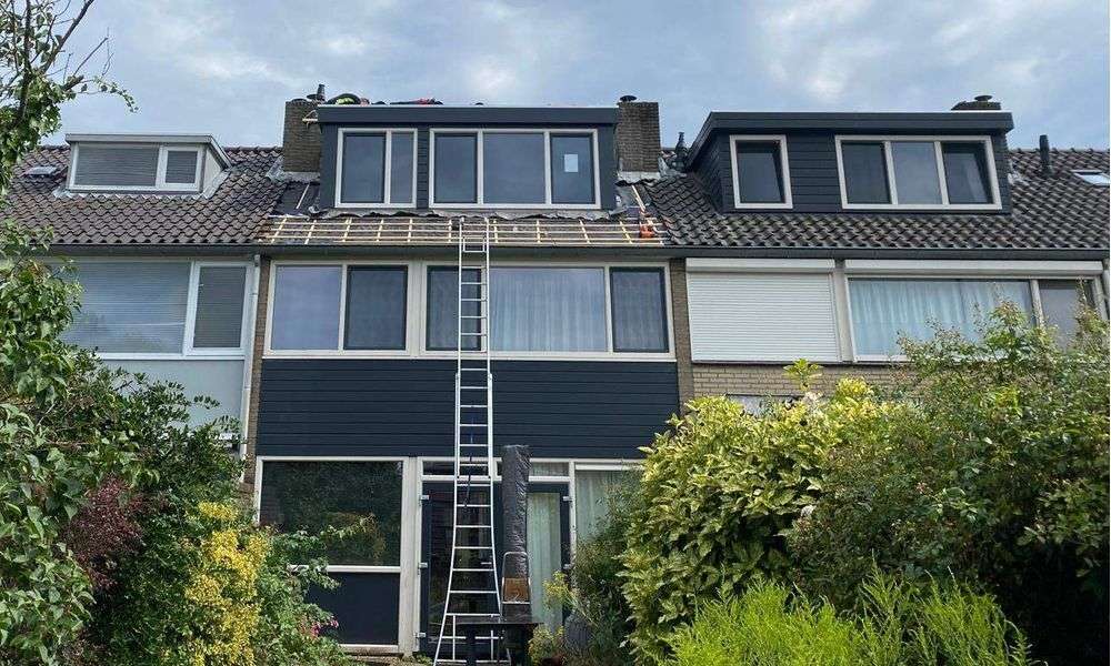 Nieuw pannendak en dakkapel plaatsen en isoleren R-about-img (1)
